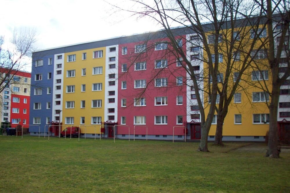 Wohnung zur Miete 283 € 3 Zimmer 57,6 m²<br/>Wohnfläche 4.<br/>Geschoss Arwed-Roßbach-Straße 1 Ostvorstadt Plauen 08527