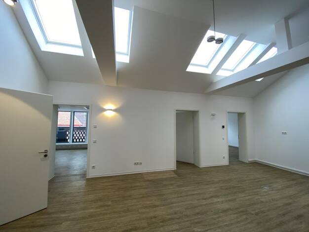 Bürogebäude zur Miete 13,50 € 272,1 m² Bürofläche teilbar ab 272,1 m² Sebald Nürnberg 90403