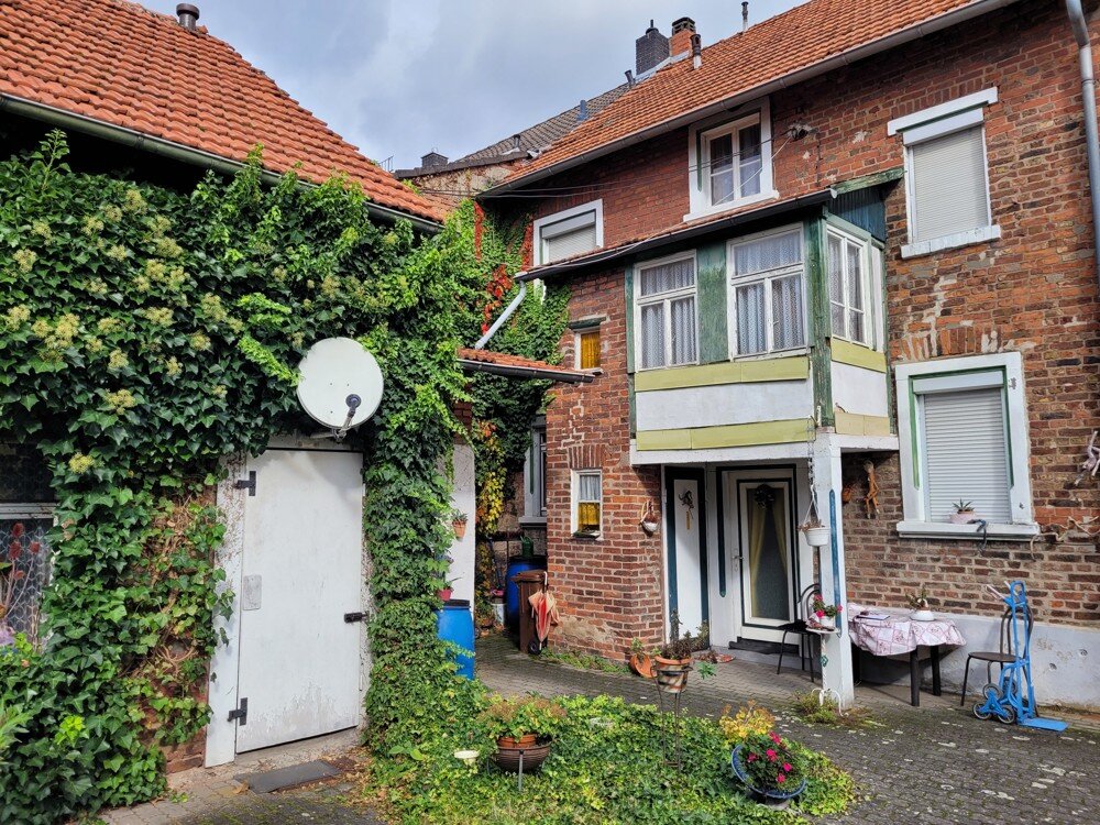 Einfamilienhaus zum Kauf 320.000 € 5 Zimmer 116 m²<br/>Wohnfläche 420 m²<br/>Grundstück ab sofort<br/>Verfügbarkeit Kleinostheim Kleinostheim 63801