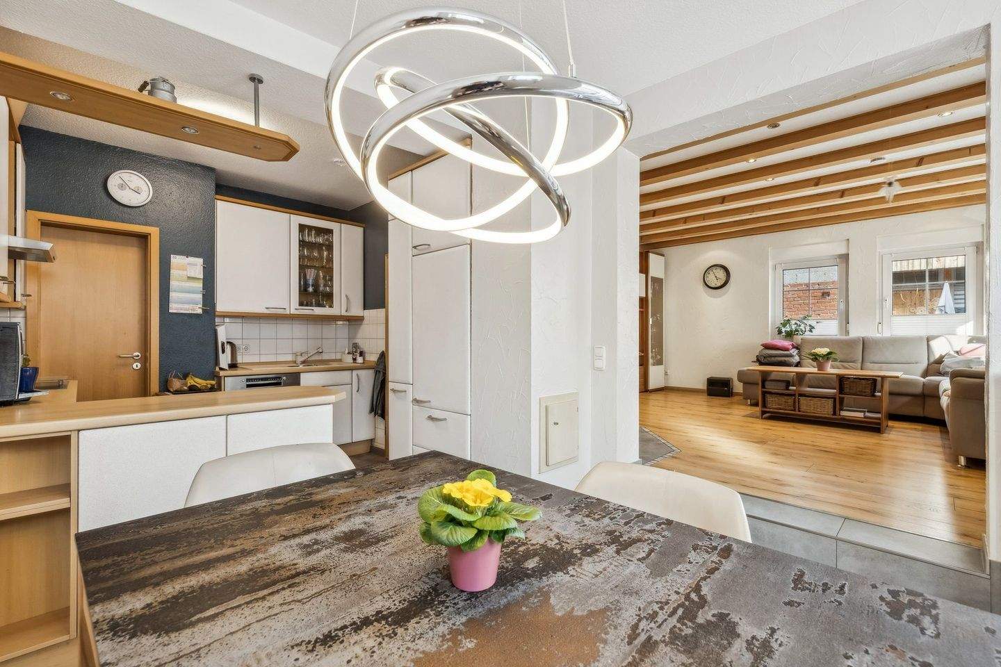 Immobilie in Lich - Charmantes Einfamilienhaus in der Kernstadt von Lich - Bild 1