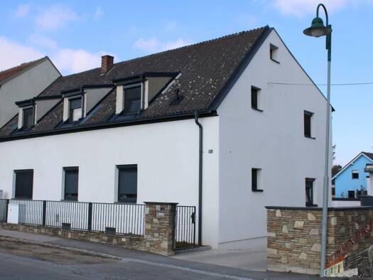 Mehrfamilienhaus zum Kauf 620.000 € 9 Zimmer 250 m² 497 m² Grundstück Oberolberndorf 2000