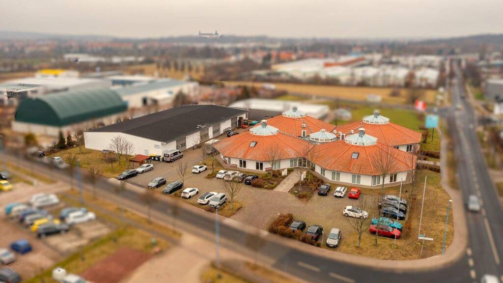 Sonstiges zum Kauf als Kapitalanlage geeignet 2.950.000 € 6.299 m² 6.299 m² Grundstück Gotha 99867