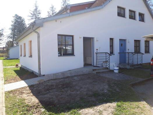 Wohnung zur Miete 260 € 1 Zimmer 34 m² EG Gustav-Jahn-Str. 12 Züssow 17495