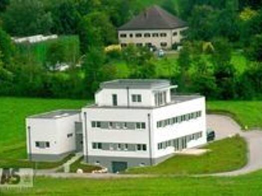 Bürokomplex zum Kauf 3.178 € 450 m² Bürofläche Neumarkt am Wallersee 5202