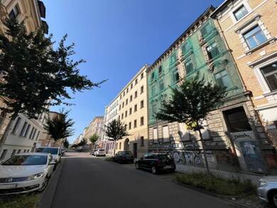 Mehrfamilienhaus zum Kauf als Kapitalanlage geeignet 640.000 € 28 Zimmer 560 m² 232 m² Grundstück Thomasiusstraße 48 Innenstadt Halle (Saale)-Südliche Innenstadt 06110