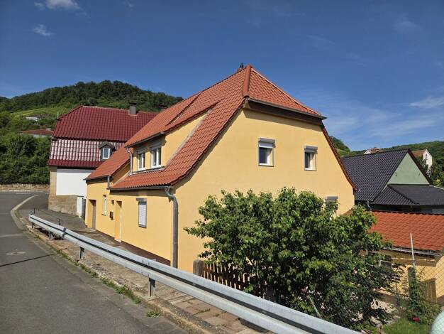 Einfamilienhaus zum Kauf 229.000 € 4 Zimmer 100 m² 556 m² Grundstück Ziegelanger Zeil 97475