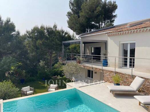 Einfamilienhaus zum Kauf 1.150.000 € 6 Zimmer 160 m² 780 m² Grundstück Nord Bandol 83150