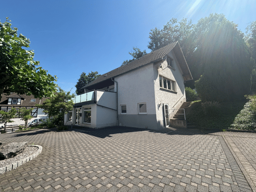 Einfamilienhaus zum Kauf 319.000 € 8 Zimmer 229 m² 986 m² Grundstück Balve 58802