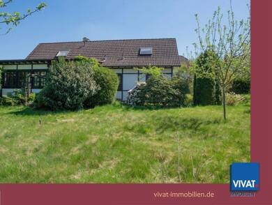 Einfamilienhaus zum Kauf 295.000 € 3,5 Zimmer 115 m² 966 m² Grundstück Riedelbach Weilrod 61276