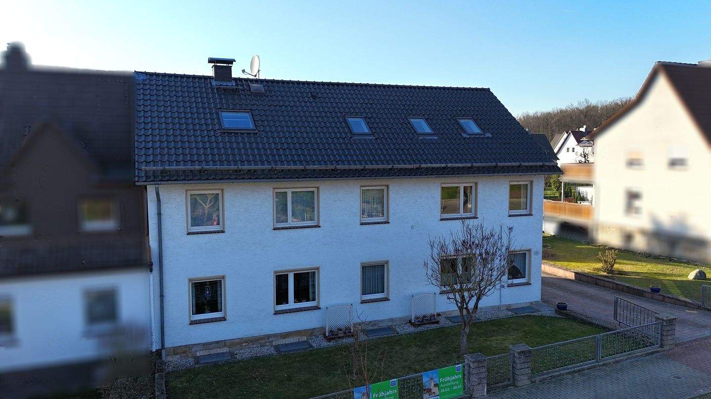 Immobilie in Immenhausen - Großzügiges 2-3 Familienhaus mit schönem Grundstück in Immenhausen-Holzhausen - Bild 1