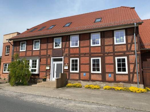 Wohnung zur Miete 950 € 3 Zimmer 100 m² Geschoss -1/2 frei ab sofort Nienstedter Straße 6 Egestorf Barsinghausen 30890