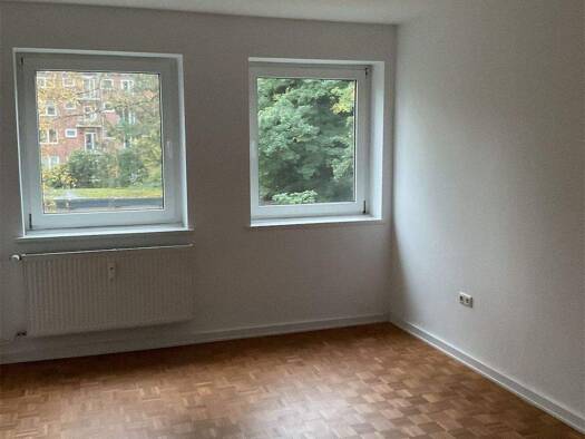 Wohnung zur Miete 1.364 € 3 Zimmer 88 m² 1. Geschoss frei ab sofort Maienweg 310 Ohlsdorf Hamburg 22335