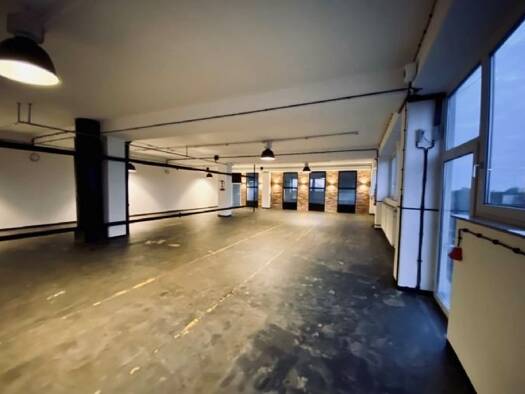 Produktionshalle zur Miete provisionsfrei 4,55 € 500 m² Lagerfläche teilbar von 500 m² bis 500 m² Nimrodstraße 10 Gibitzenhof Nürnberg 90441
