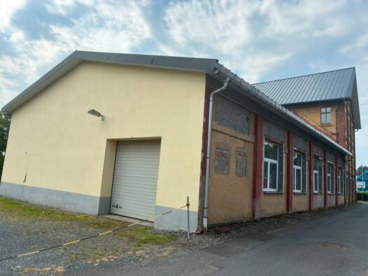 Lagerhalle zur Miete 900 € 918 m² Lagerfläche Neuhaus Neuhaus am Rennweg 98724