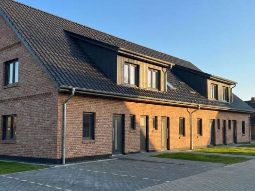 Reihenhaus zur Miete 1.300 € 5 Zimmer 100 m² frei ab 01.07.2026 Bispingen 29646