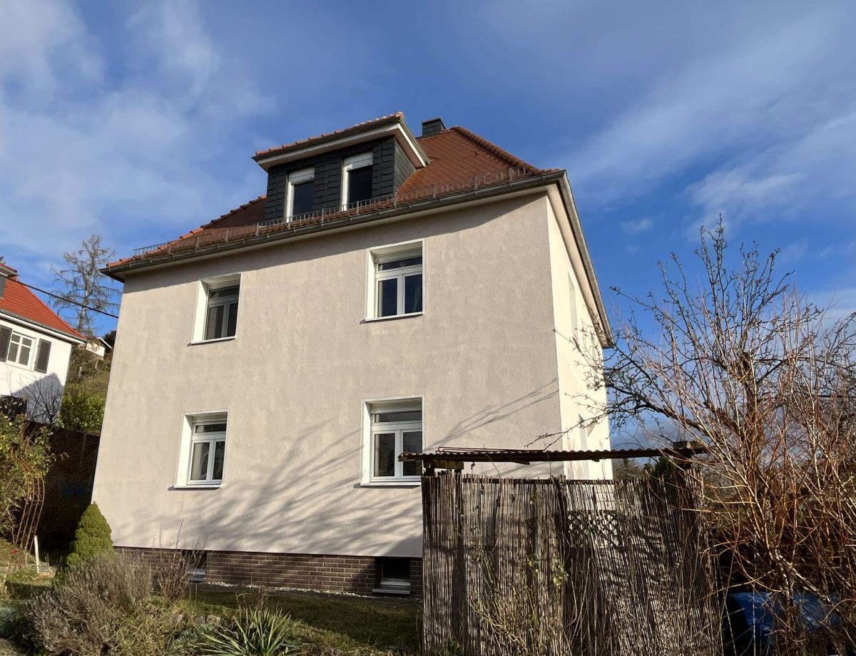 Einfamilienhaus zum Kauf 695.000 € 9 Zimmer 178 m²<br/>Wohnfläche 940 m²<br/>Grundstück Radebeul 01445