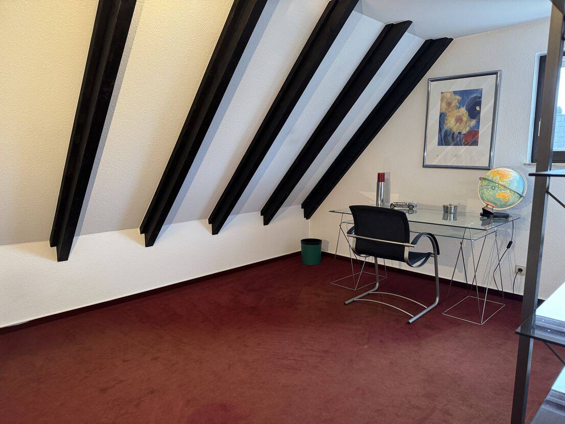 Property thumbnail 9