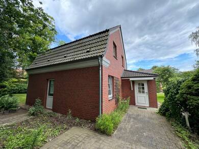 Einfamilienhaus zum Kauf 135.000 € 3 Zimmer 87 m² 609 m² Grundstück frei ab sofort Ludwigslust Ludwigslust 19288