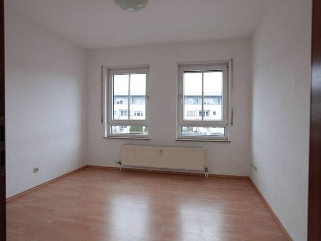 Wohnung zur Miete 390 € 1 Zimmer 25 m² 2. Geschoss frei ab 01.11.2026 Laubegast Dresden 01279