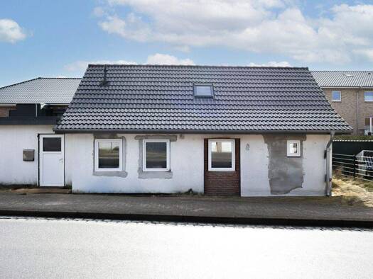 Einfamilienhaus zum Kauf 150.000 € 4 Zimmer 91,7 m² 273 m² Grundstück Albersdorf 25767