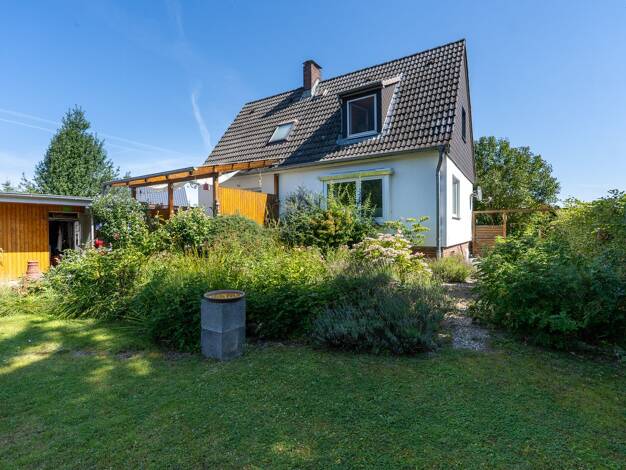 Einfamilienhaus zum Kauf 295.000 € 5 Zimmer 90 m² 1.071 m² Grundstück Dissau Stockelsdorf 23617