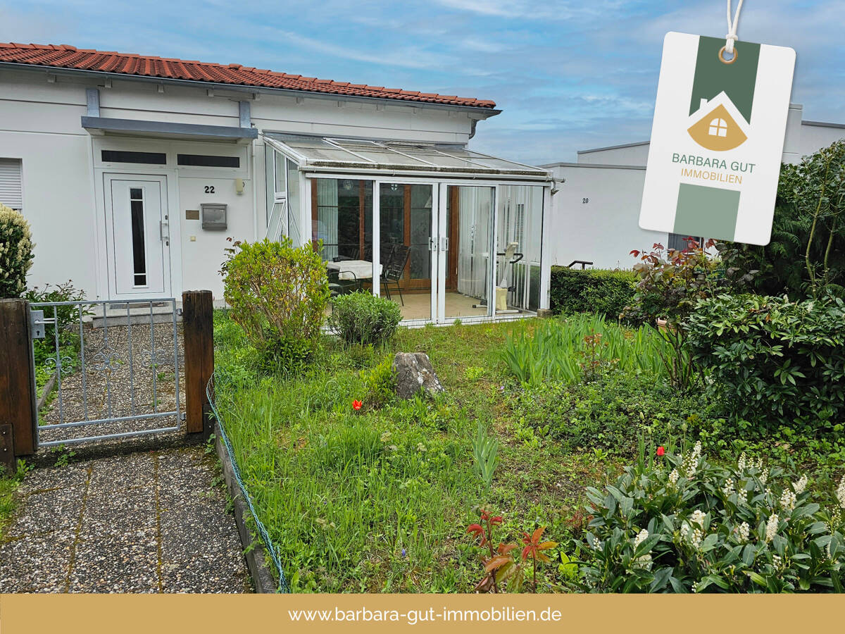 CHARMANTER BUNGALOW - ATTRAKTIVE WOHNLAGE IN SEENÄHE