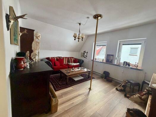 WG-Zimmer zur Miete 540 € 2 Zimmer 56 m² Geschoss 1/1 frei ab sofort Radebergstraße 18 Syke 28857