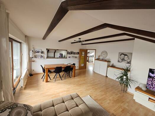 Wohnung zur Miete 1.200 € 3,5 Zimmer 99 m² Geschoss 1/2 frei ab 01.02.2026 Rommelsbach Reutlingen 72768