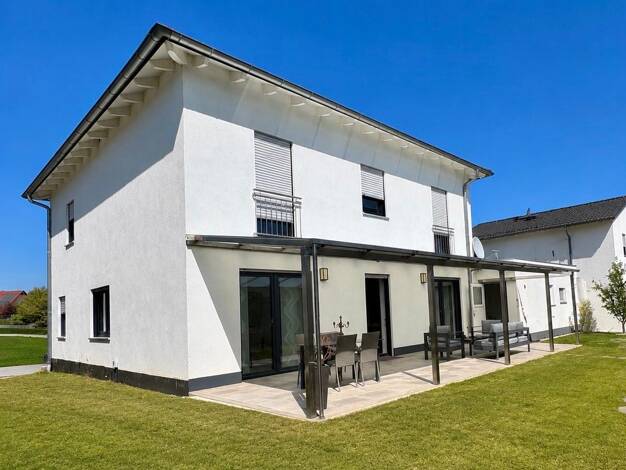 Sonstiges zum Kauf als Kapitalanlage geeignet 695.000 € 5 Zimmer 174 m² 501,3 m² Grundstück Thalmassing Thalmassing 93107