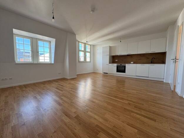 Wohnung zur Miete 882 € 2,5 Zimmer 70,8 m² 3. Geschoss frei ab sofort Dreyhauptstraße 2 Altstadt Halle (Saale) 06108