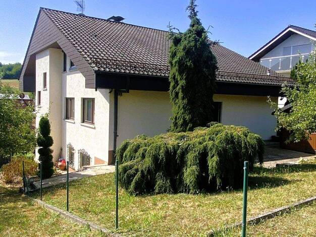 Mehrfamilienhaus zum Kauf 690.000 € 7,5 Zimmer 292 m² 784 m² Grundstück frei ab sofort Bilfingen Kämpfelbach 75236