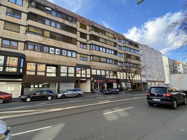 Bürofläche zur Miete 6,90 € 215 m² Bürofläche teilbar ab 170 m² Nürnberg 90459