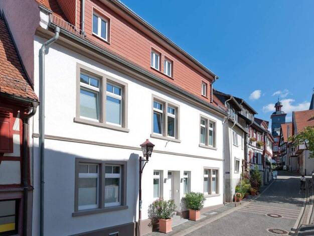 Haus zum Kauf provisionsfrei 1.175.000 € 9 Zimmer 188,7 m² 108 m² Grundstück Heppenheim 64646