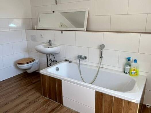 Wohnung zur Miete 540 € 3 Zimmer 82 m² 3. Geschoss frei ab sofort Sonneberg Sonneberg 96515