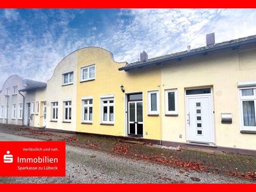 Reihenmittelhaus zum Kauf 119.000 € 3 Zimmer 69 m² 334 m² Grundstück Kücknitz Lübeck 23569