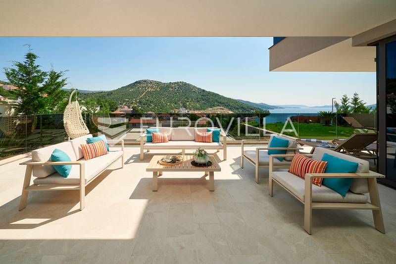 Haus zur Miete 10.000 € 4 Zimmer 430 m²<br/>Wohnfläche Trogir 21222