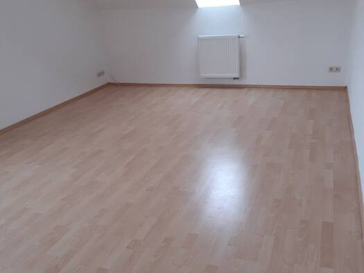 Wohnung zur Miete 375 € 3 Zimmer 77 m² 3. Geschoss Gößnitz Gößnitz 04639