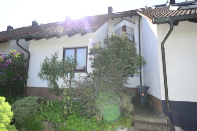 Reihenmittelhaus zum Kauf 475.000 € 5 Zimmer 117 m² 221 m² Grundstück frei ab sofort Versbach Würzburg 97078