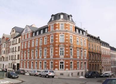 Wohnung zur Miete 268 € 2 Zimmer 67,2 m² Dachgeschoss, 3. Geschoss frei ab sofort Schillerstraße 36 Stadtmitte Plauen 08525