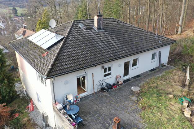Mehrfamilienhaus zum Kauf 379.000 € 9 Zimmer 213 m² 1.334 m² Grundstück Krumbach Biebertal 35444