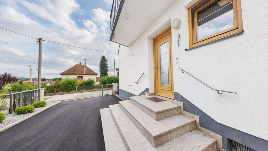 Mehrfamilienhaus zum Kauf 390.000 € 6 Zimmer 117 m² 500 m² Grundstück Pöttmes 86554