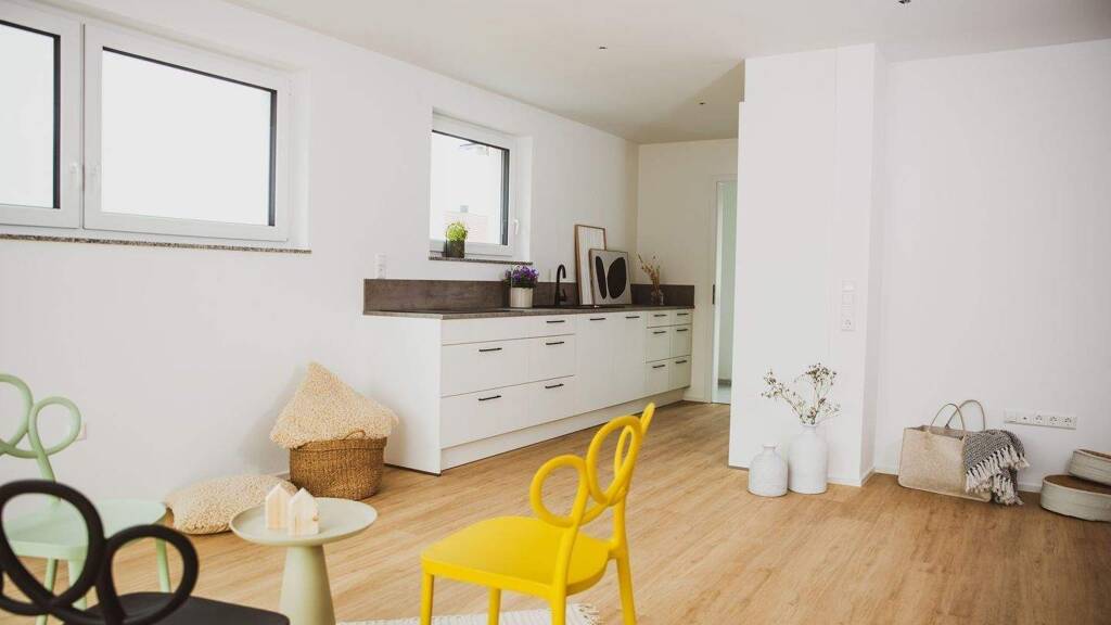 Terrassenwohnung zur Miete 1.330 € 4,5 Zimmer 115 m² EG Nendingen Tuttlingen 78532