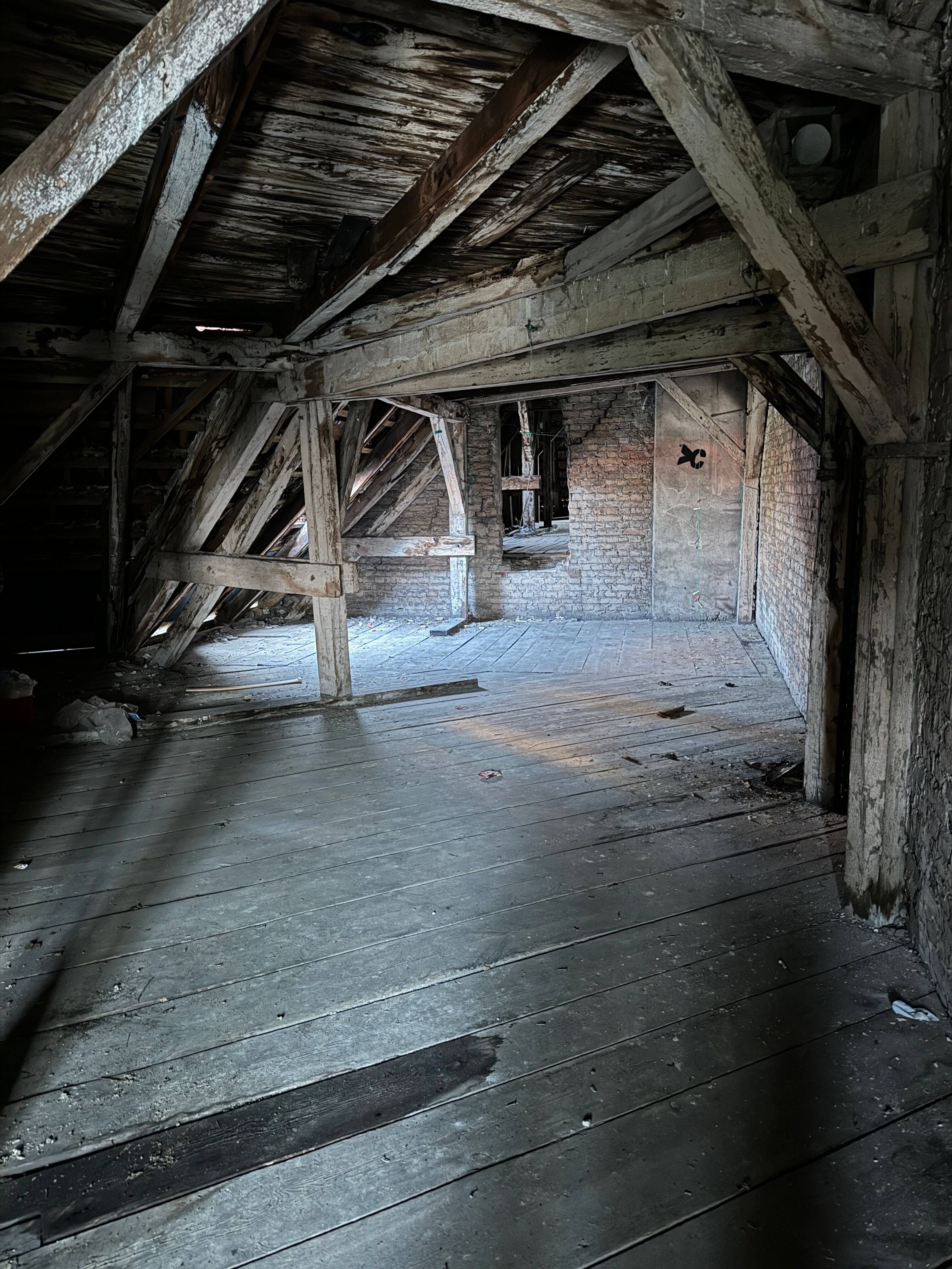 Property thumbnail 6