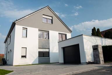 Doppelhaushälfte zur Miete 2.700 € 6 Zimmer 162 m² 300 m² Grundstück frei ab 01.06.2025 Altenberg Oberasbach 90522