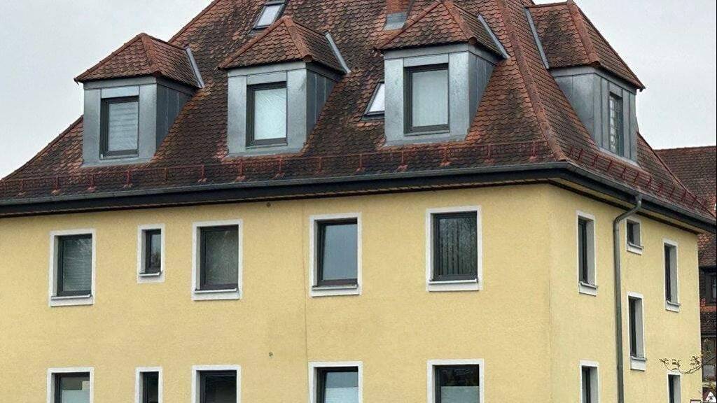 Büro zur Miete provisionsfrei 700 € 4 Zimmer Dinkelsbühl 91550