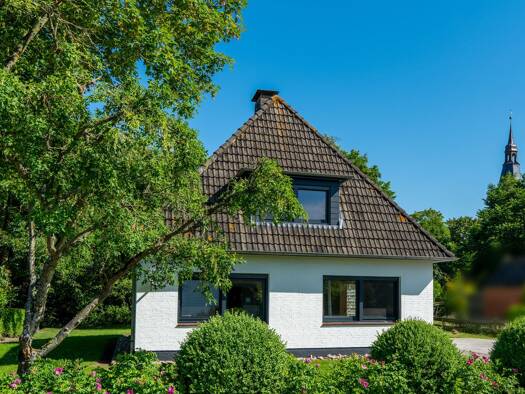 Einfamilienhaus zum Kauf 329.000 € 5 Zimmer 100 m² 1.086 m² Grundstück frei ab sofort Tetenbüll 25882
