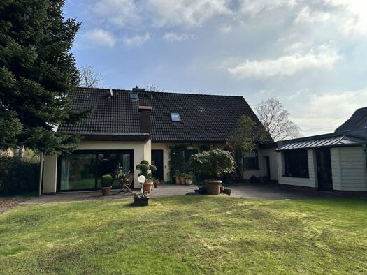 Einfamilienhaus zum Kauf 289.000 € 7 Zimmer 150 m² 1.091 m² Grundstück Halsbek Westerstede-Halsbek 26655