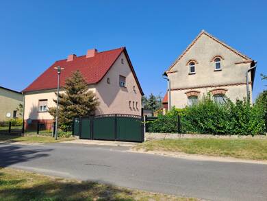 Bauernhaus zum Kauf 170.000 € 4 Zimmer 110 m² 5.760 m² Grundstück frei ab sofort Bomsdorf Neuzelle 15898
