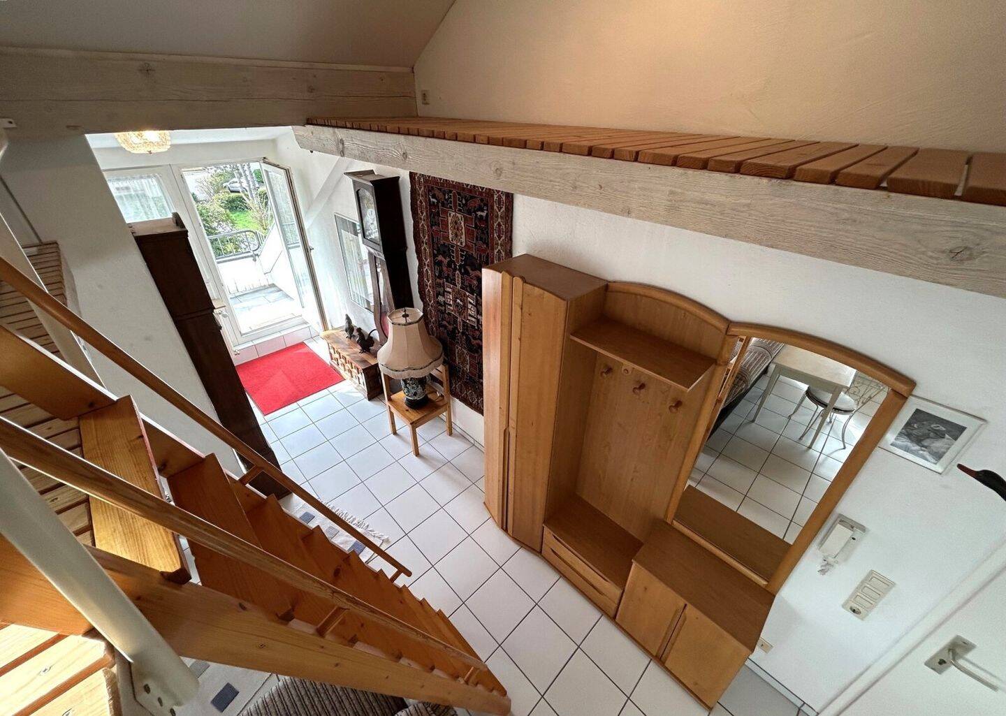 Immobilie in Büsingen am Hochrhein - **Schickes DG- Apartment mit RHEINBLICK, Loggia, PKW Stellplatz...** - Bild 3