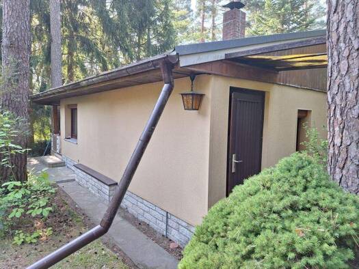 Haus zum Kauf 35.000 € 24 m² 597 m² Grundstück Henzendorf Neuzelle / Göhlen 15898